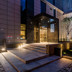 鉴黑担保网(jhdbw)·最具权威唯一维权担保平台